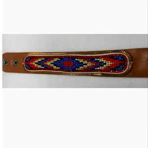 Multicolor beaded bracelet by Natasha.